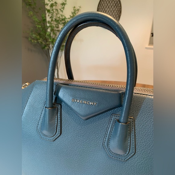 GIVENCHY ANTIGONA SMALL - Picture 3 of 14